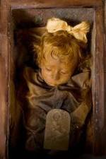 Watch National Geographic: The Girl in the Glass Casket Solarmovie