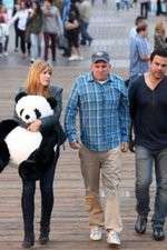 Watch Welcome to the Family Solarmovie